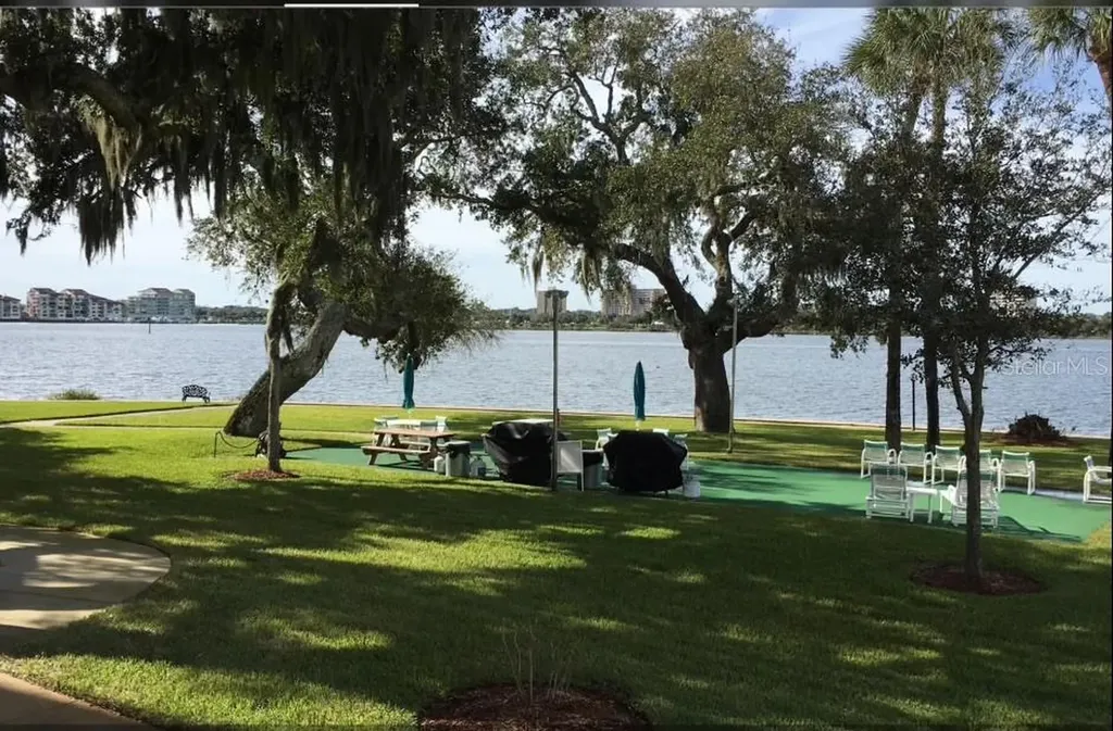 1224 S Peninsula Drive Daytona Beach FL 32118