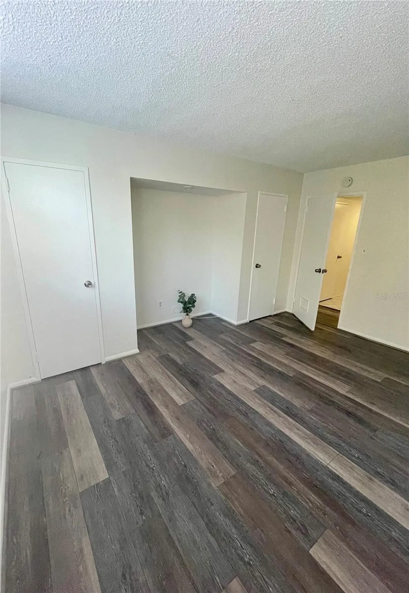 1224 S Peninsula Drive Daytona Beach FL 32118