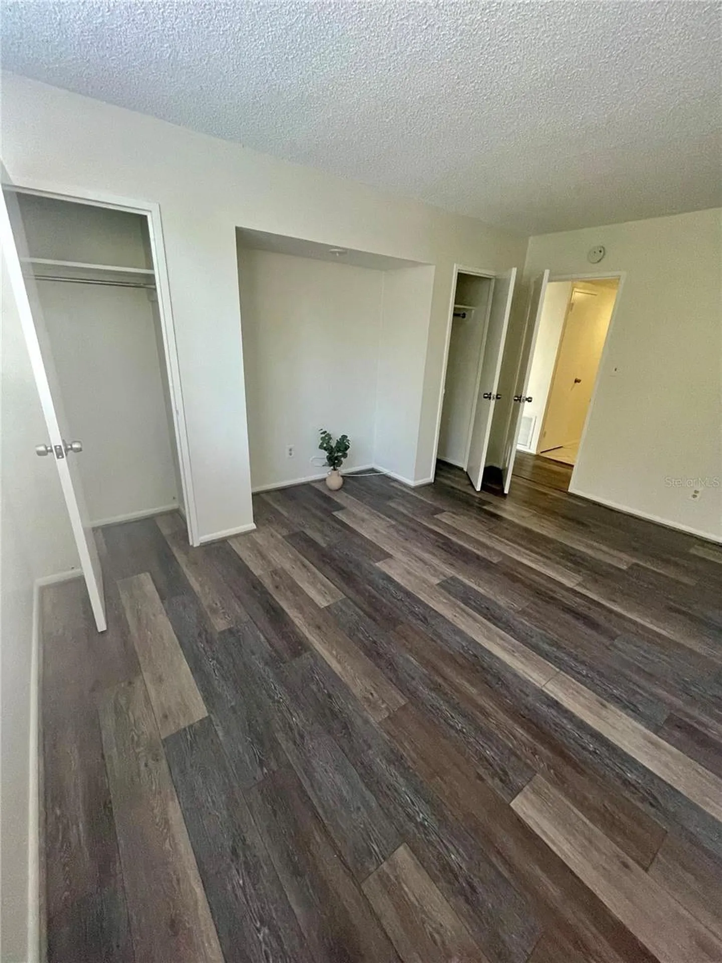 1224 S Peninsula Drive Daytona Beach FL 32118
