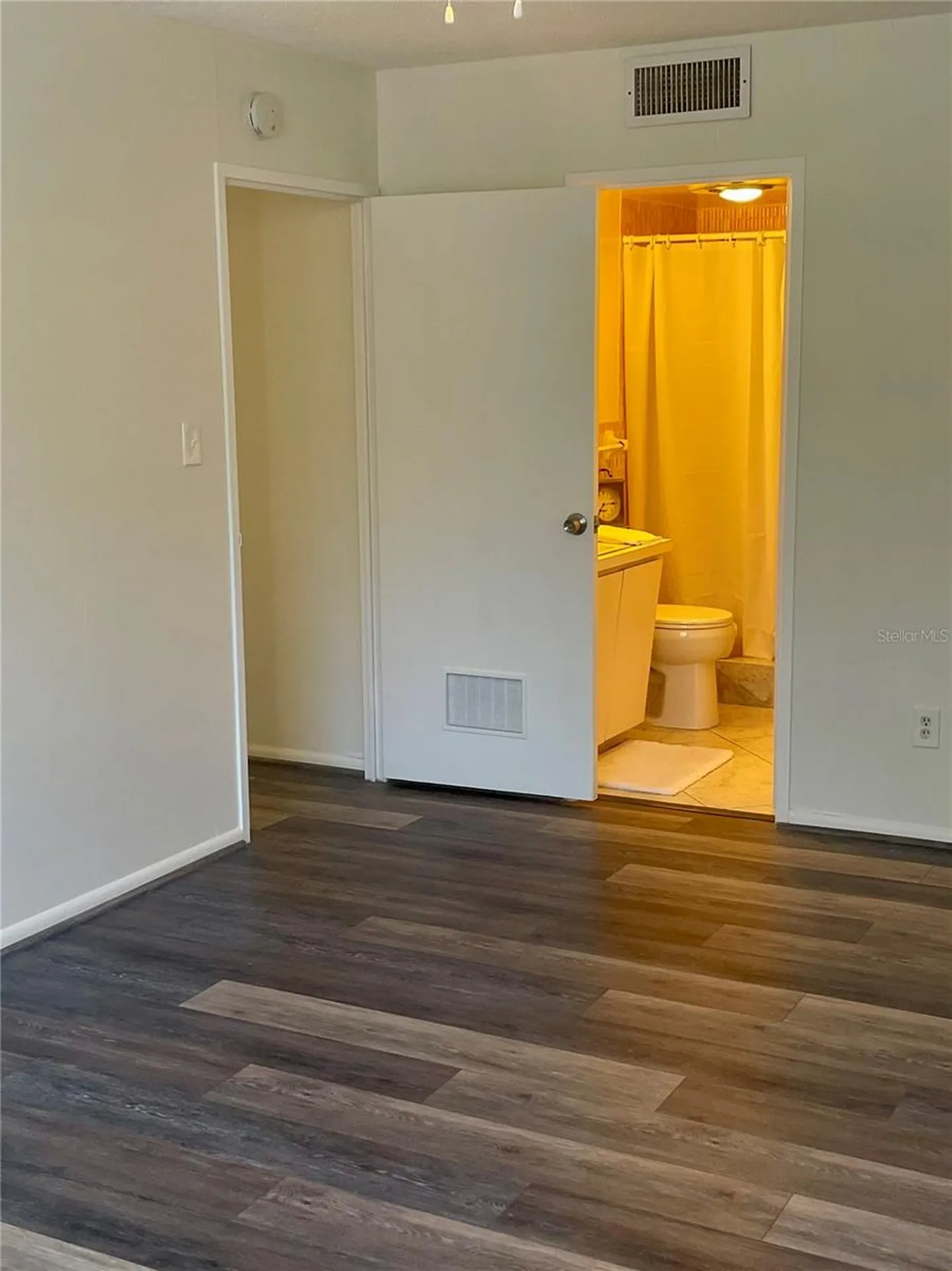 1224 S Peninsula Drive Daytona Beach FL 32118