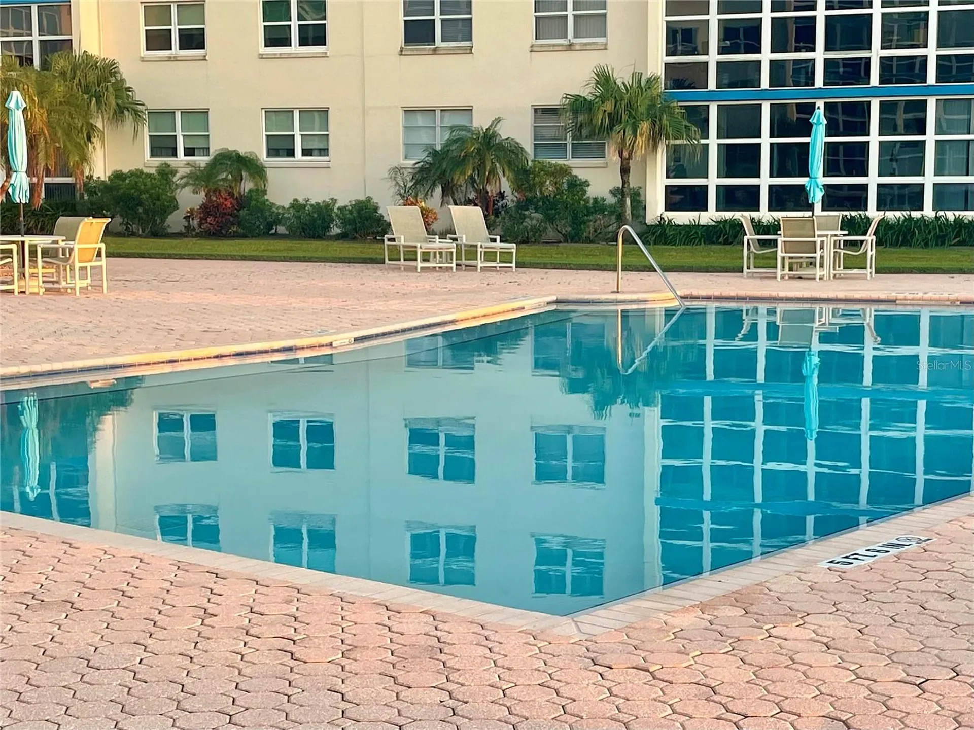 1224 S Peninsula Drive Daytona Beach FL 32118
