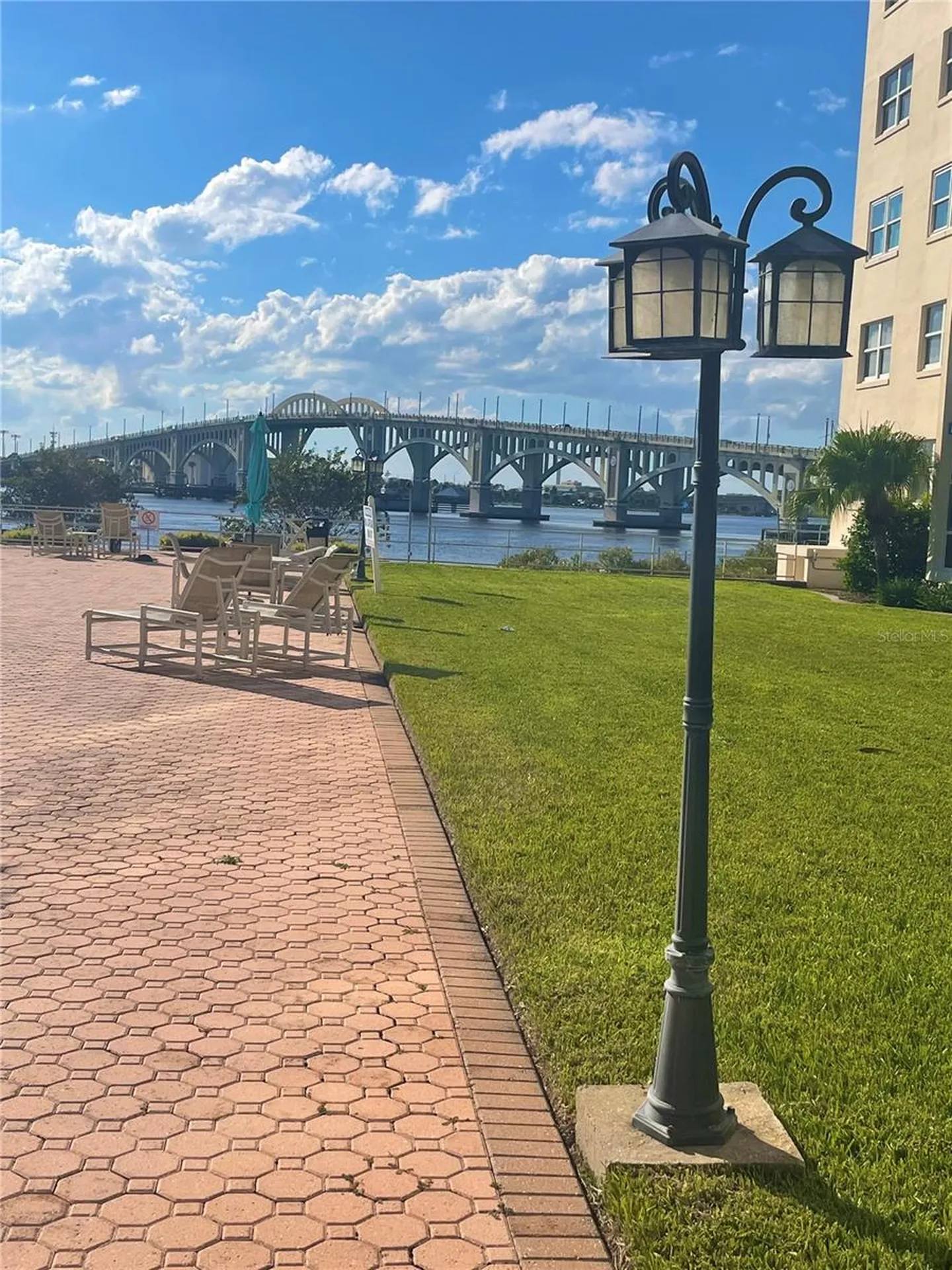 1224 S Peninsula Drive Daytona Beach FL 32118
