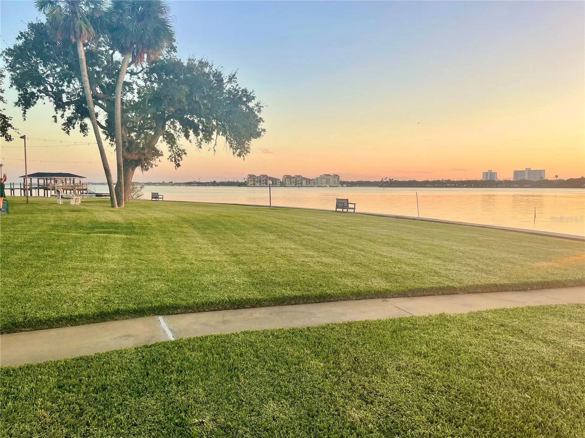 1224 S Peninsula Drive Daytona Beach FL 32118