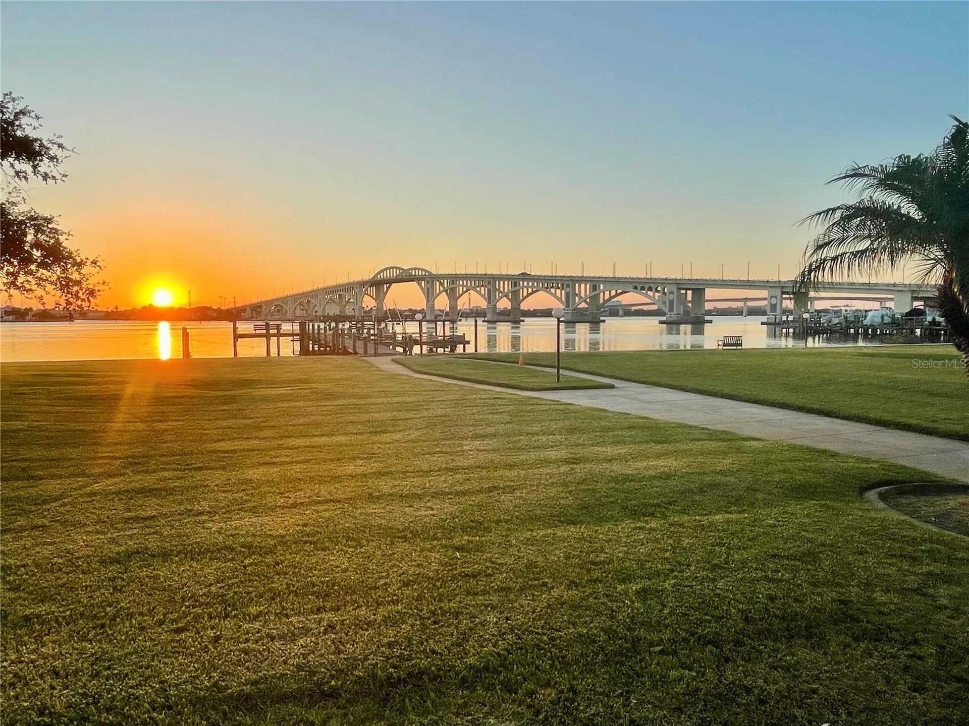 1224 S Peninsula Drive Daytona Beach FL 32118
