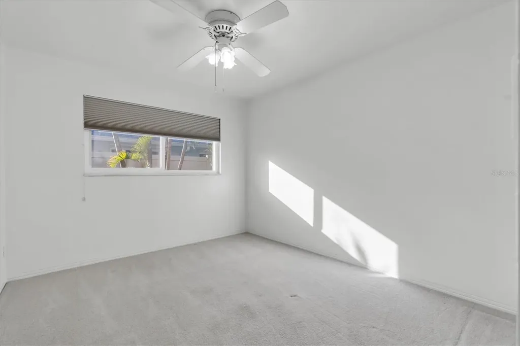 1101 87th Avenue N St Petersburg FL 33702