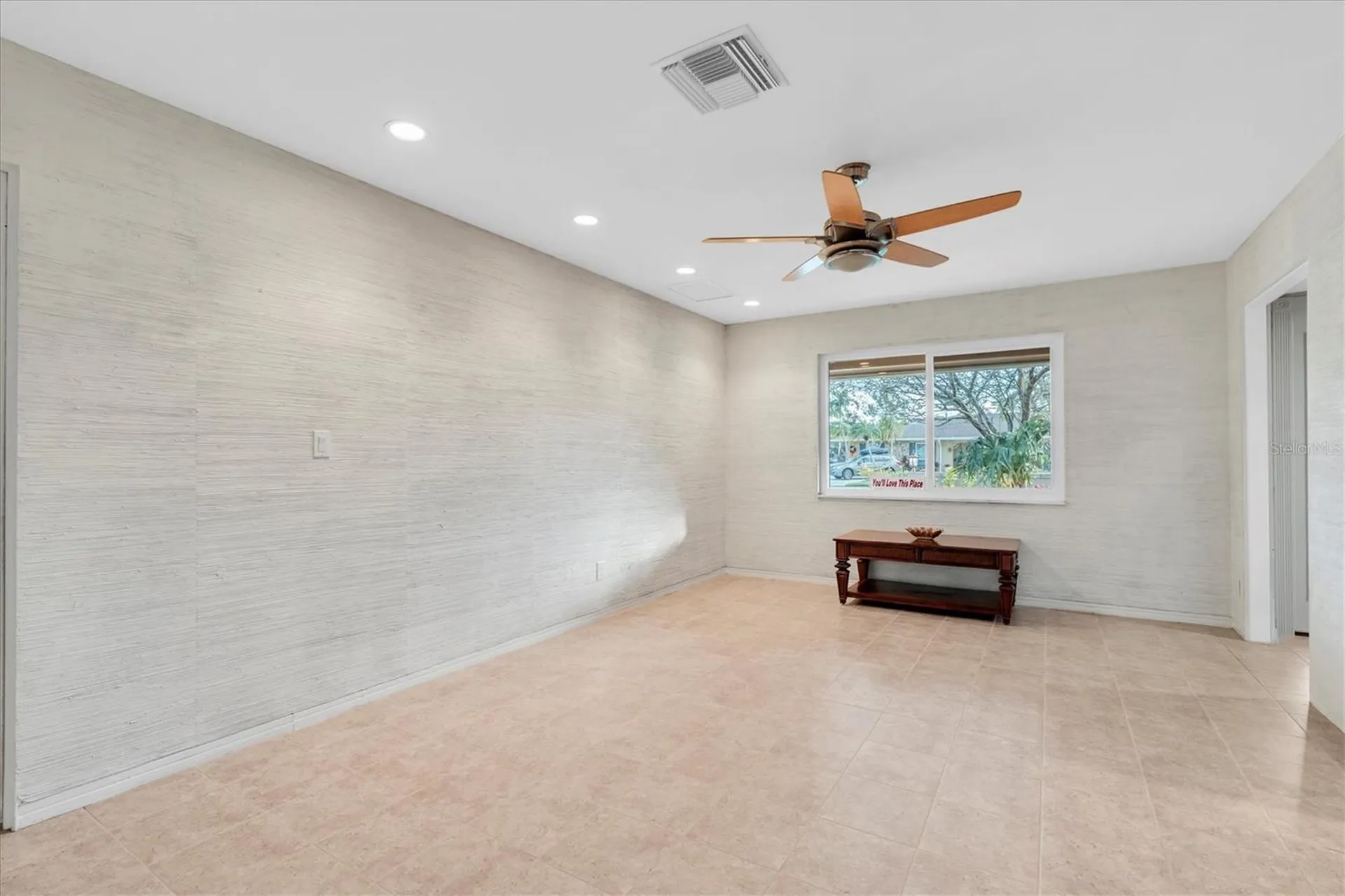1101 87th Avenue N St Petersburg FL 33702