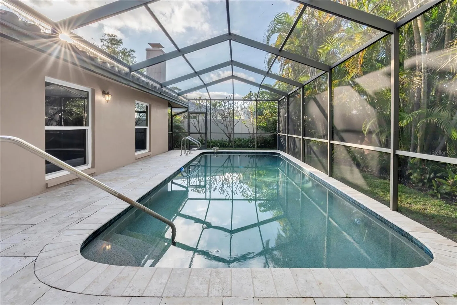 1101 87th Avenue N St Petersburg FL 33702