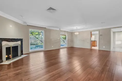 1101 87th Avenue N St Petersburg FL 33702