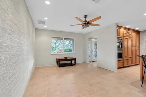 1101 87th Avenue N St Petersburg FL 33702
