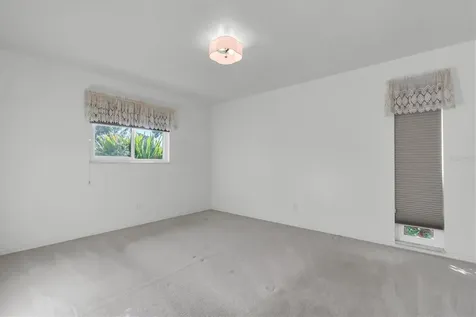 1101 87th Avenue N St Petersburg FL 33702