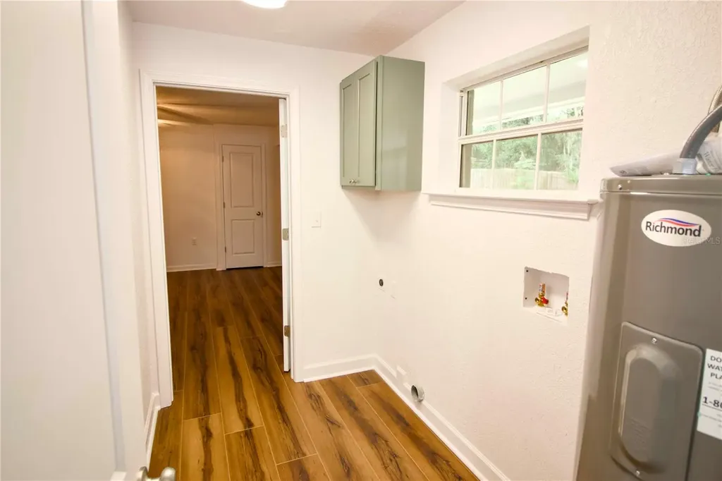 1114 Oak Drive Leesburg FL 34748