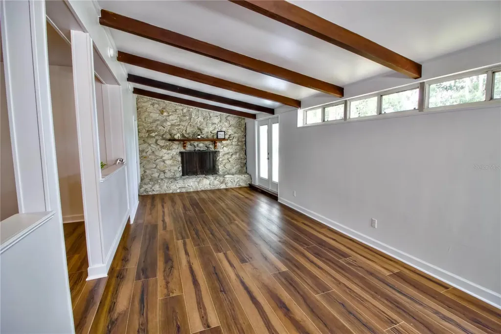 1114 Oak Drive Leesburg FL 34748