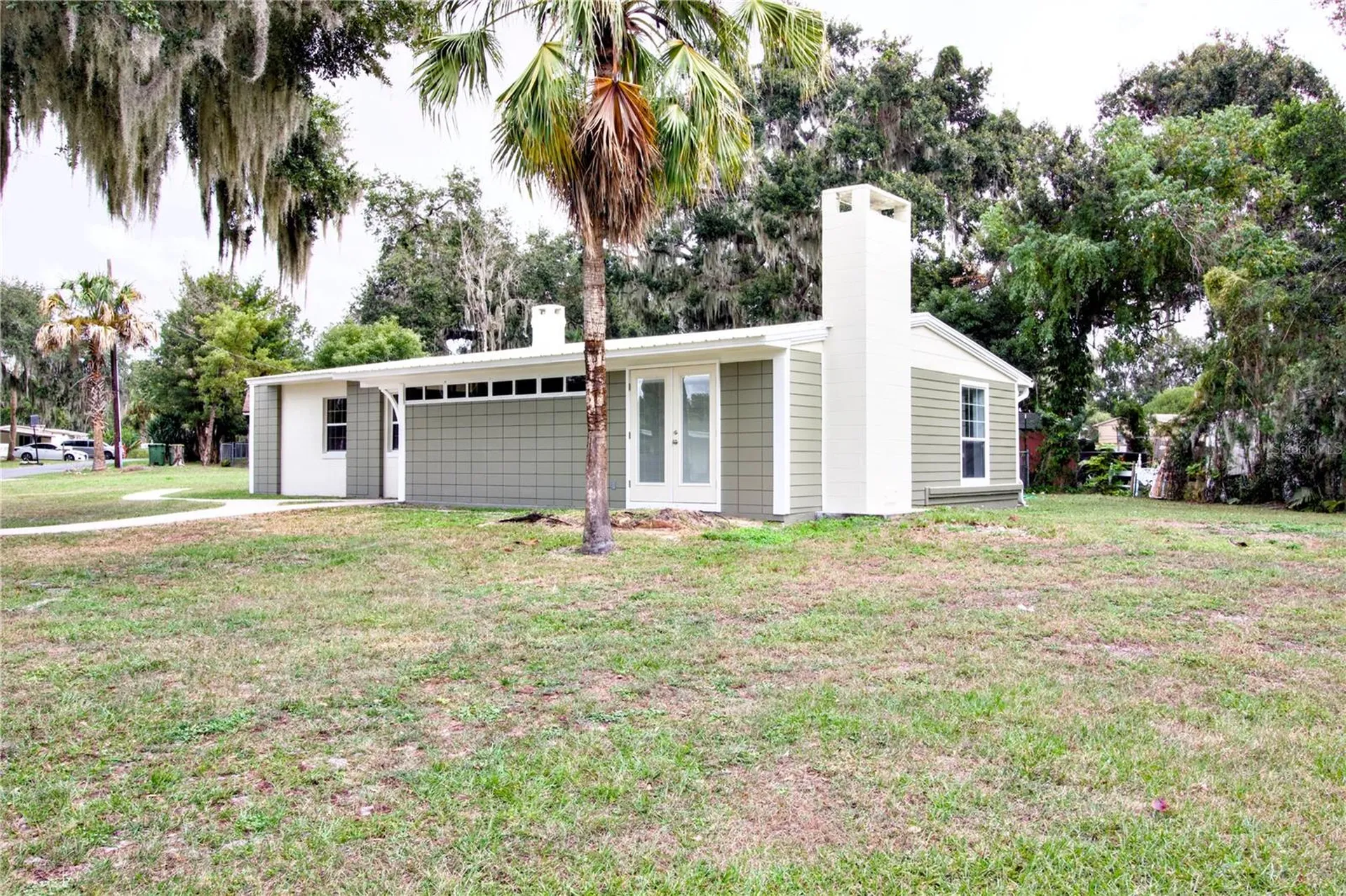 1114 Oak Drive Leesburg FL 34748