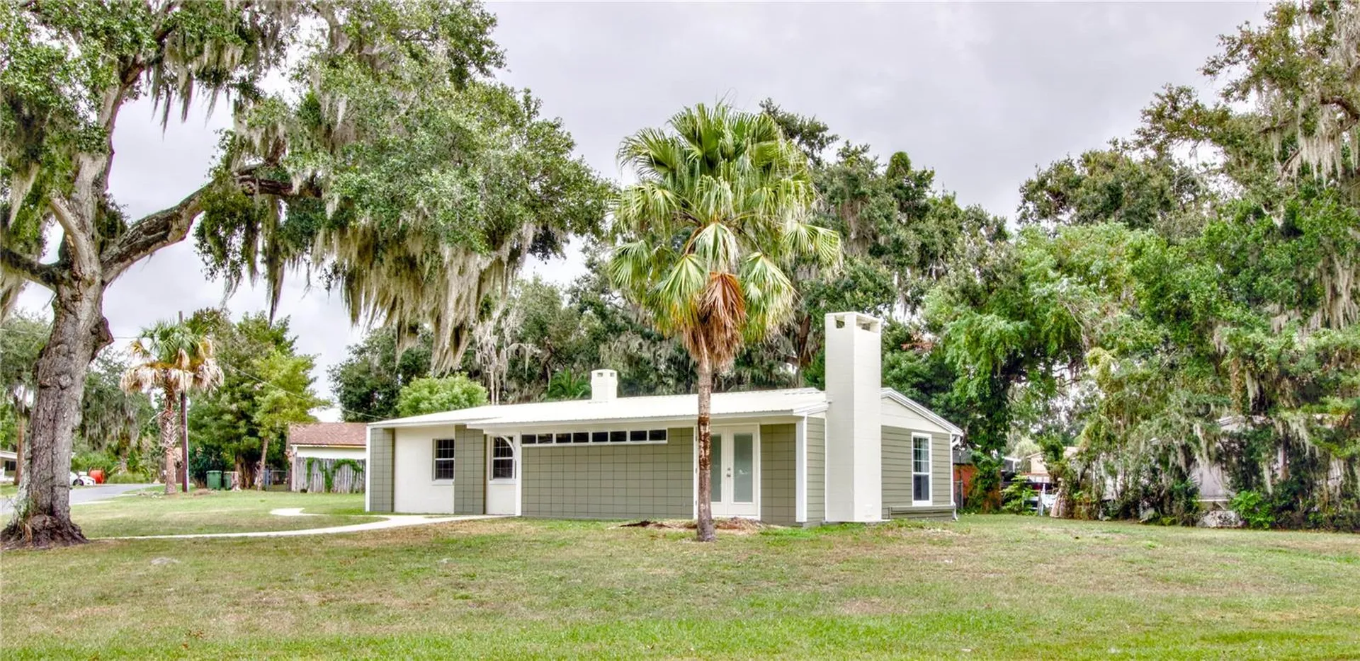 1114 Oak Drive Leesburg FL 34748
