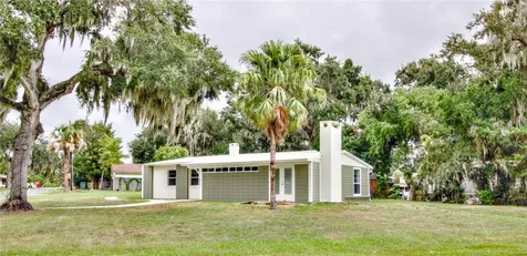 1114 Oak Drive Leesburg FL 34748