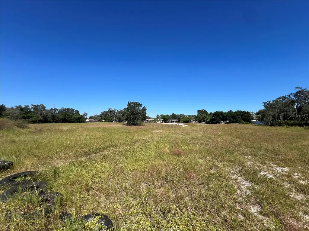 3309 Gloria Avenue Plant City FL 33563