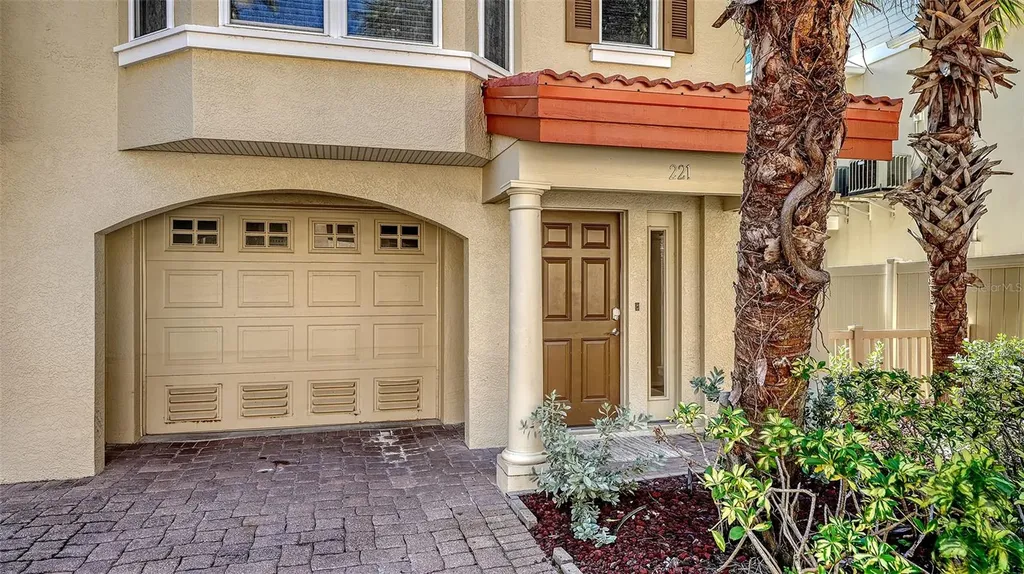 221 17th Street N Bradenton Beach FL 34217