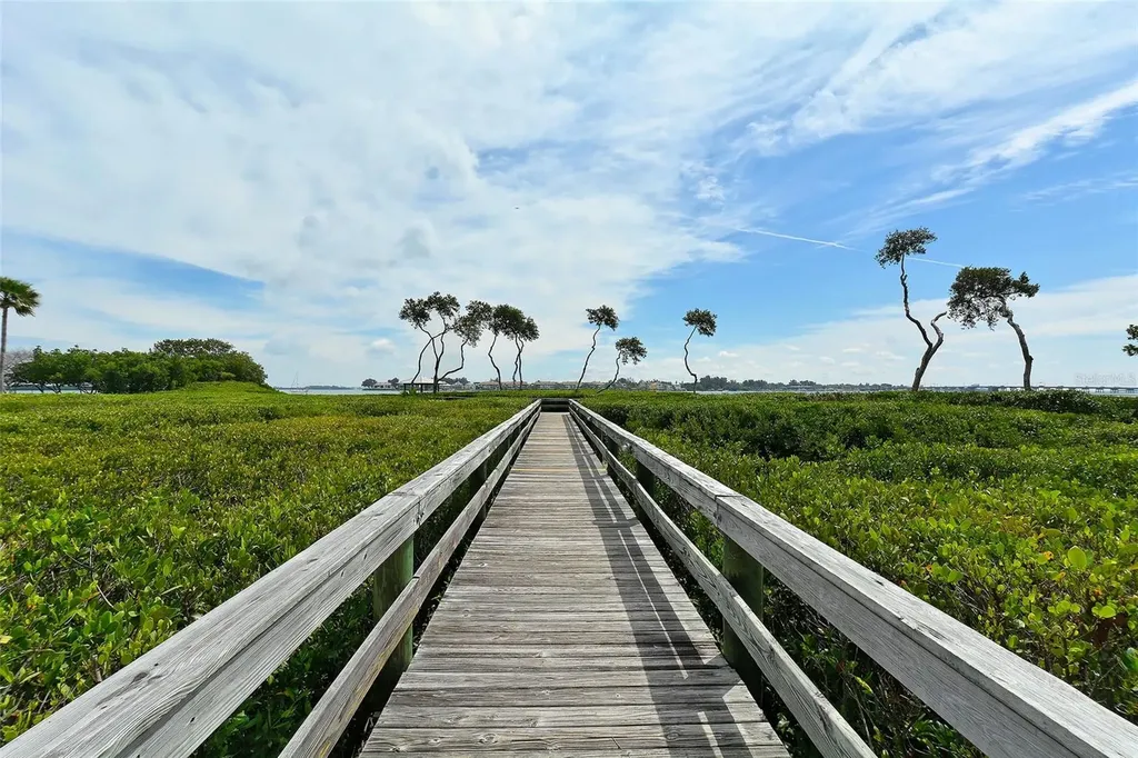 221 17th Street N Bradenton Beach FL 34217
