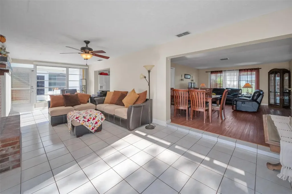2087 Hillwood Drive Clearwater FL 33763