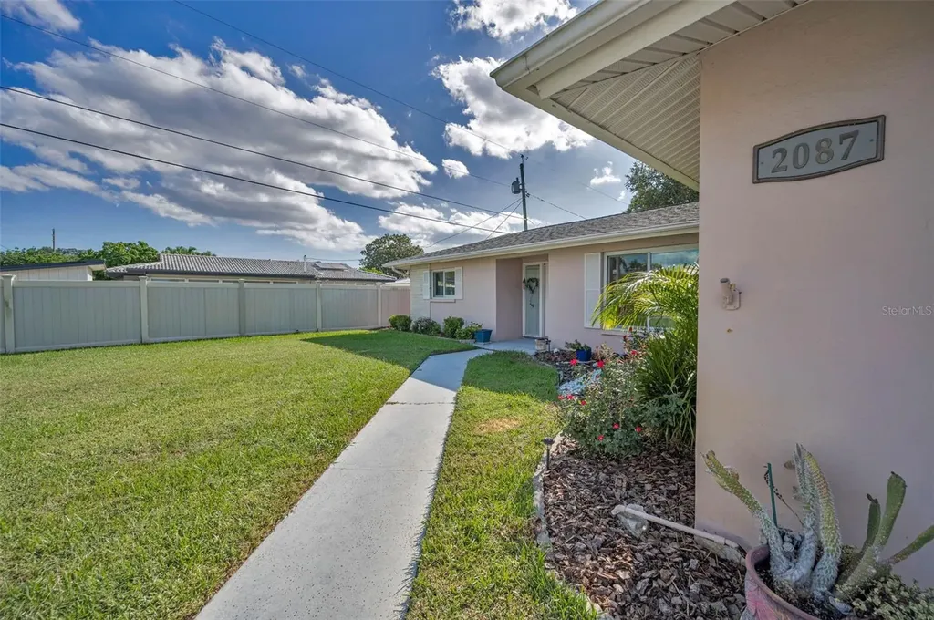 2087 Hillwood Drive Clearwater FL 33763