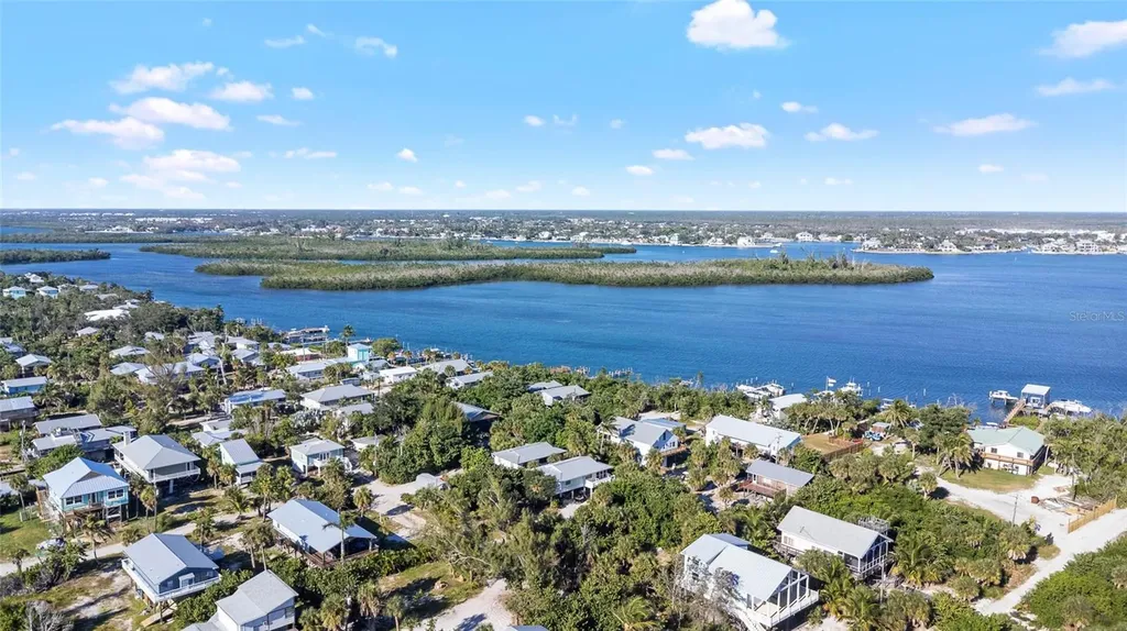 8668 Grand Avenue Placida FL 33946