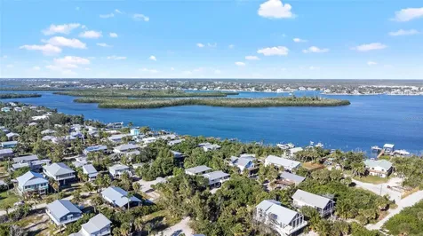 8668 Grand Avenue Placida FL 33946