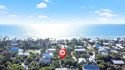 8668 Grand Avenue Placida FL 33946