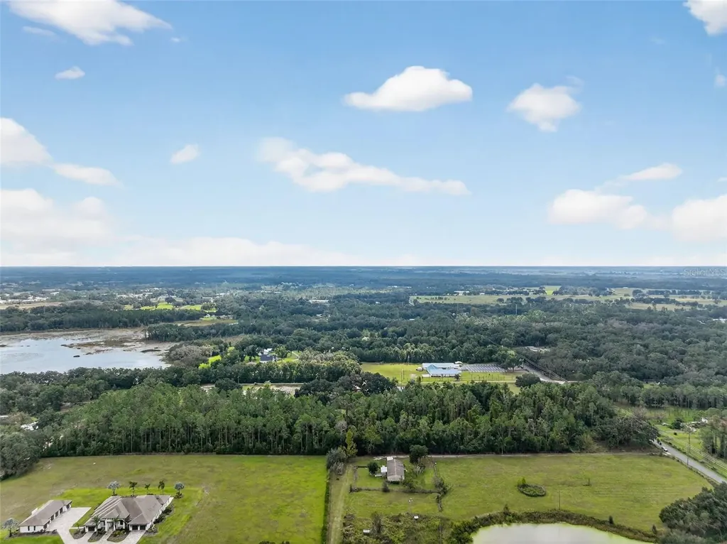 32742 Whitney Road Leesburg FL 34748