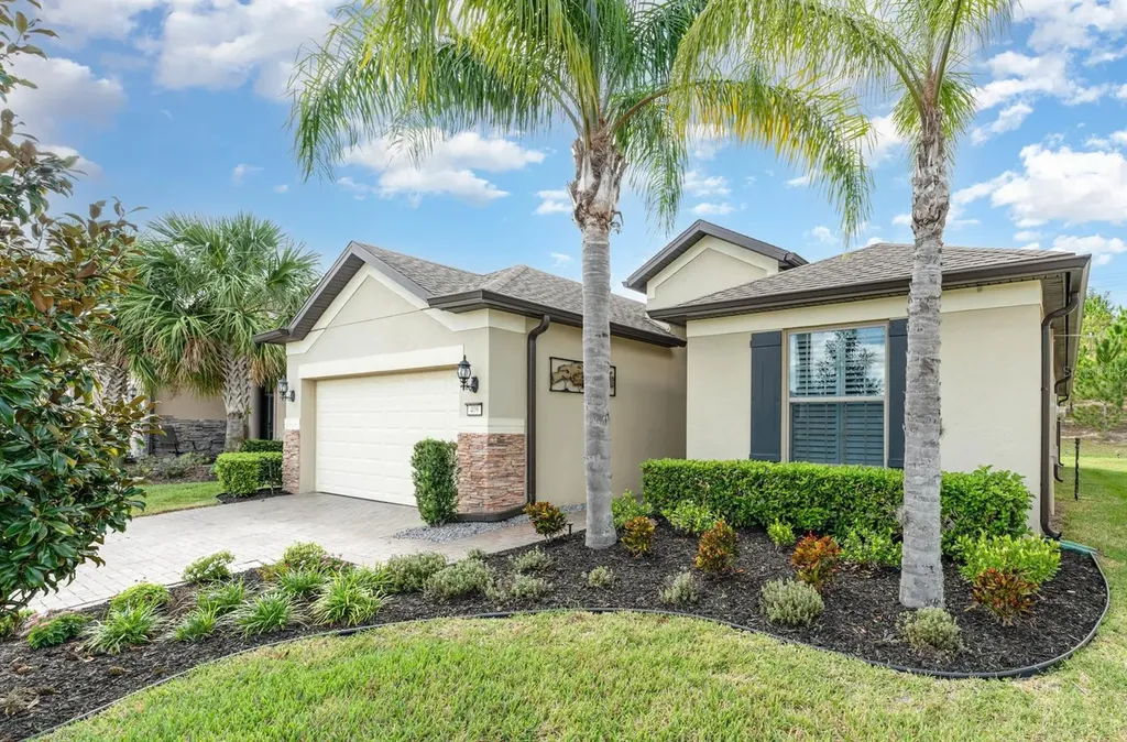 409 Almansa Street Davenport FL 33837