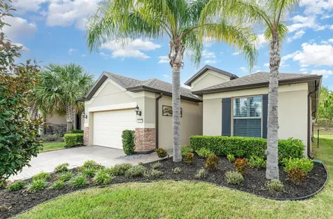 409 Almansa Street Davenport FL 33837