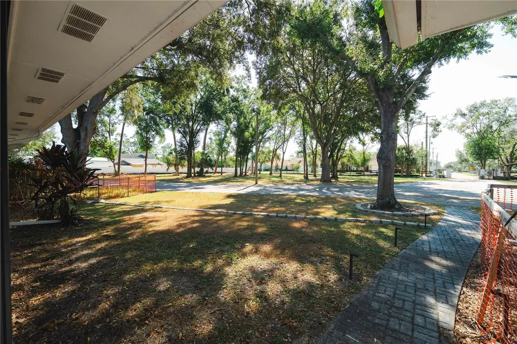 15509 Casey Road Tampa FL 33624