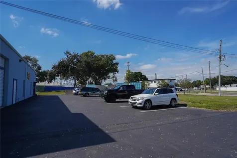 2548 30th Avenue N St Petersburg FL 33713