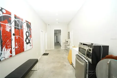 2548 30th Avenue N St Petersburg FL 33713