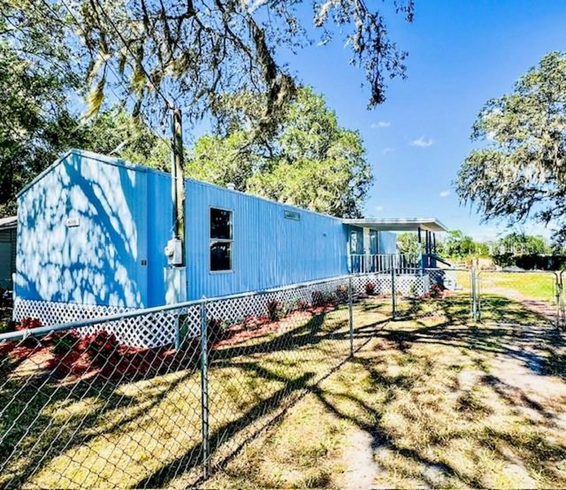 688 4th Street Polk City FL 33868