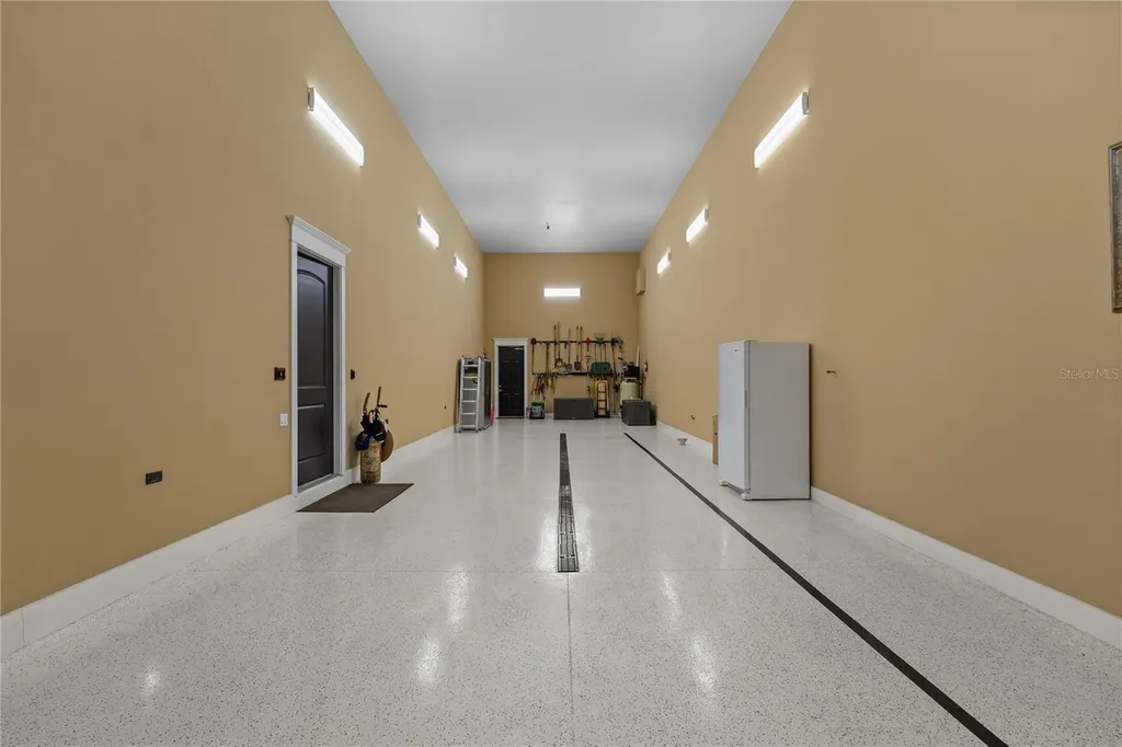 414 Meandering Way Polk City FL 33868
