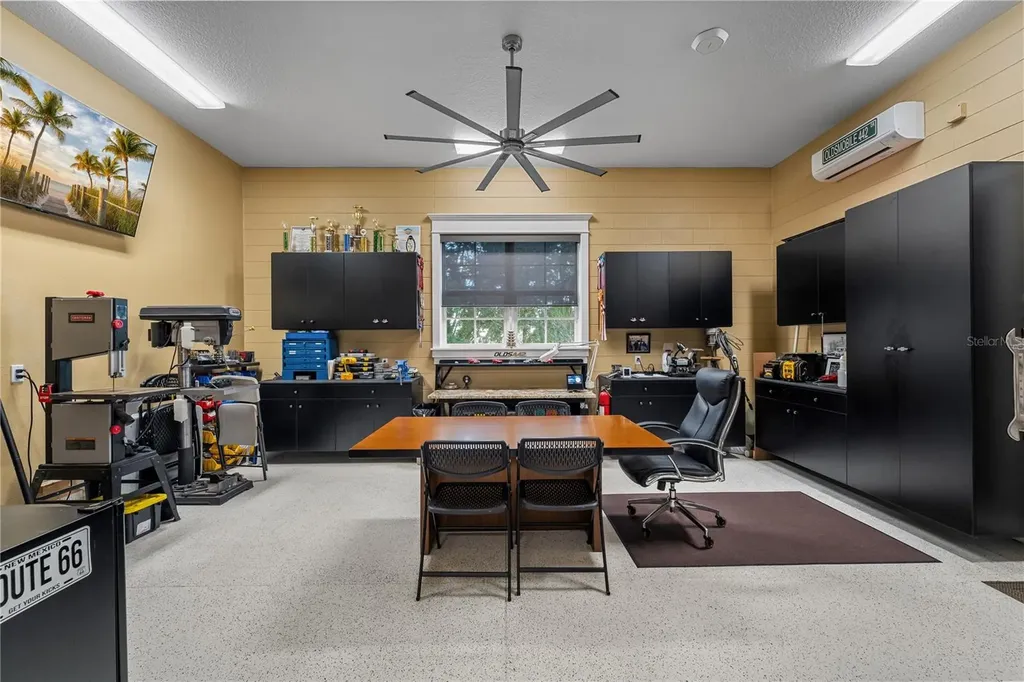 414 Meandering Way Polk City FL 33868