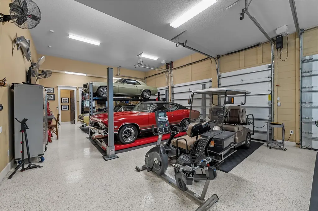 414 Meandering Way Polk City FL 33868