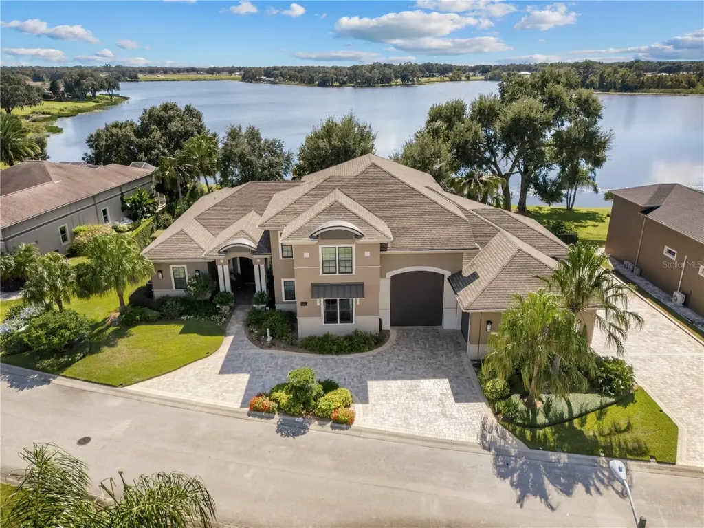 414 Meandering Way Polk City FL 33868
