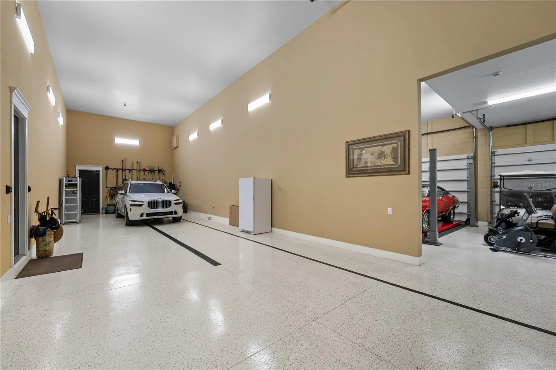 414 Meandering Way Polk City FL 33868