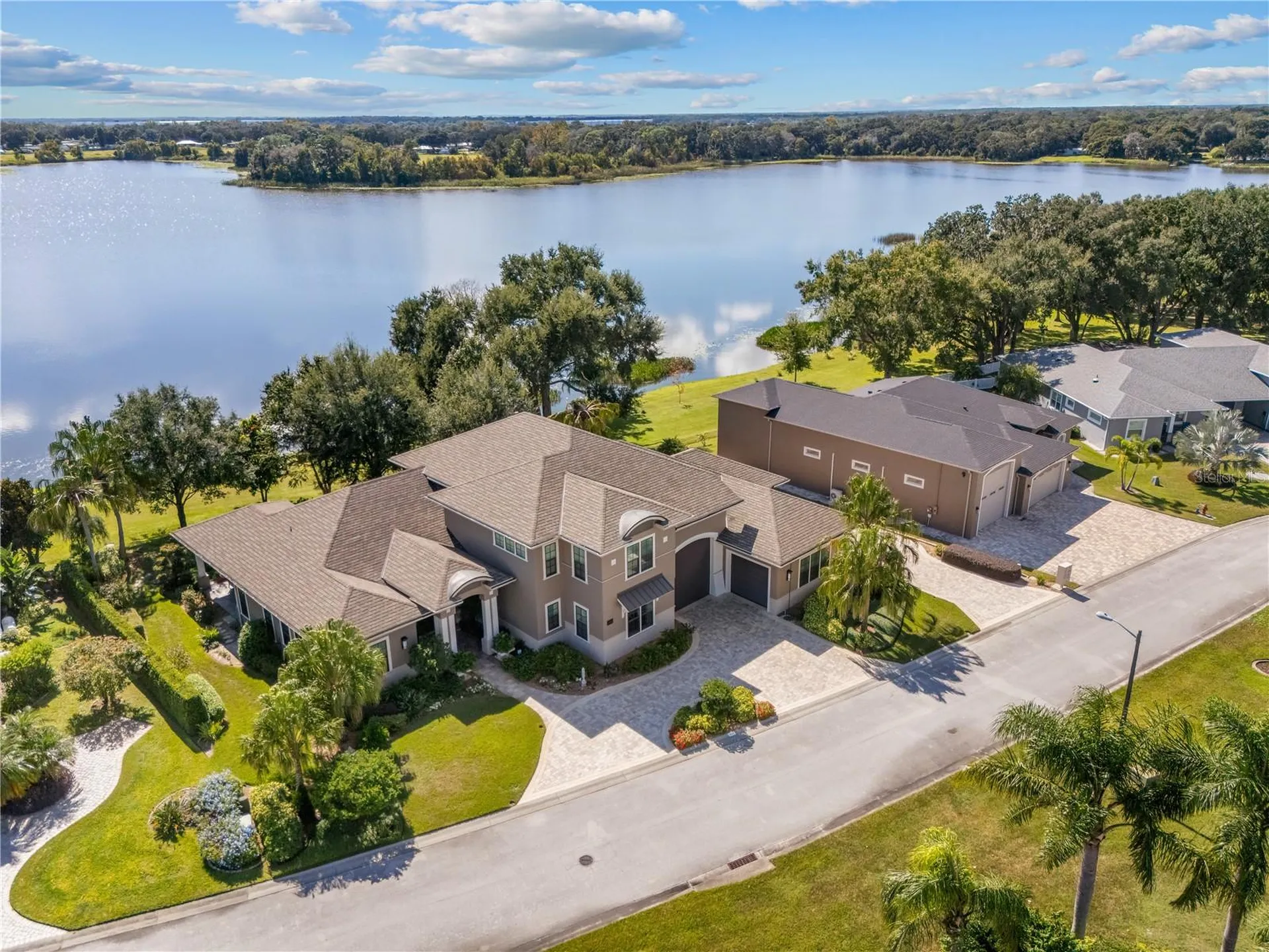 414 Meandering Way Polk City FL 33868