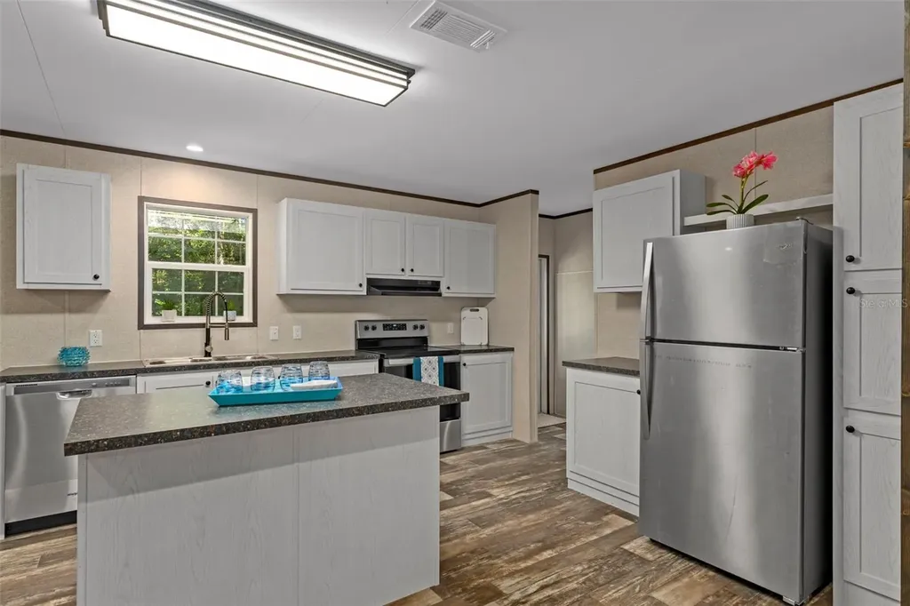 2455 E North Street Inverness FL 34453