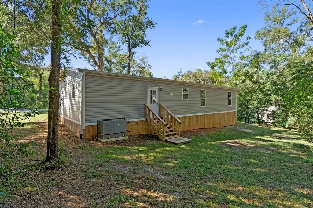 2455 E North Street Inverness FL 34453