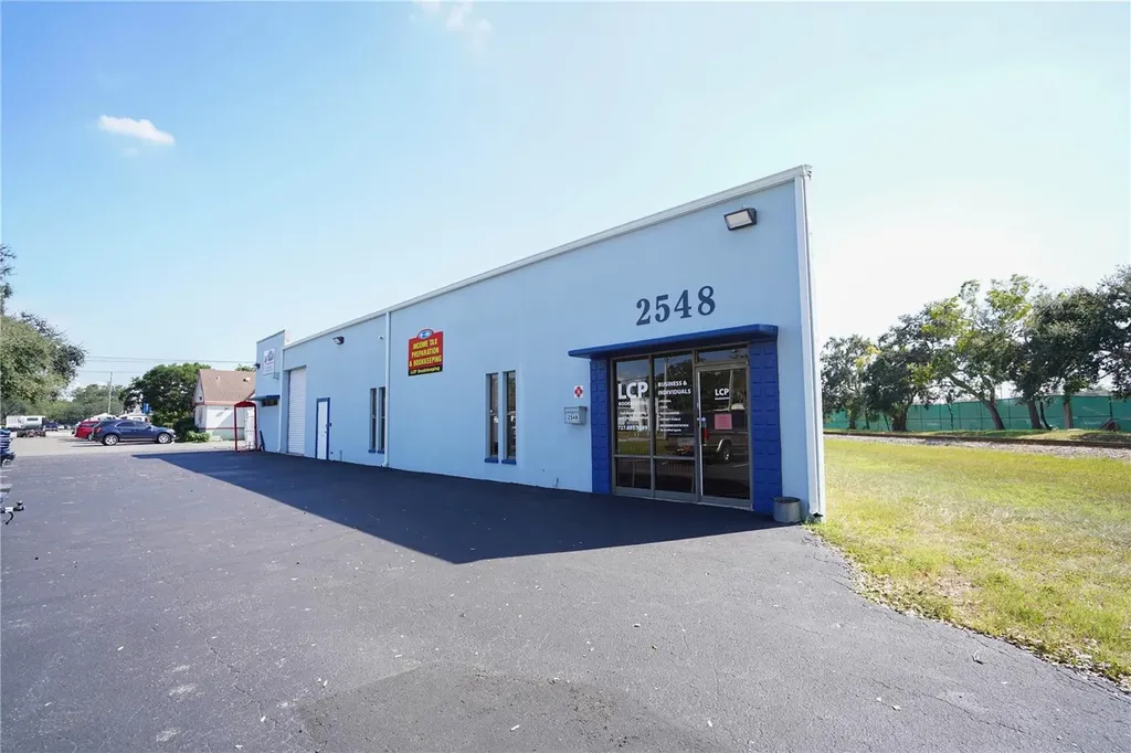 2548 30th Avenue N St Petersburg FL 33713