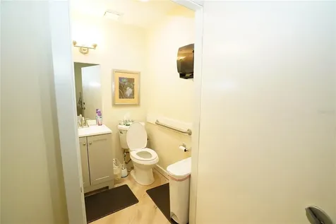 2548 30th Avenue N St Petersburg FL 33713