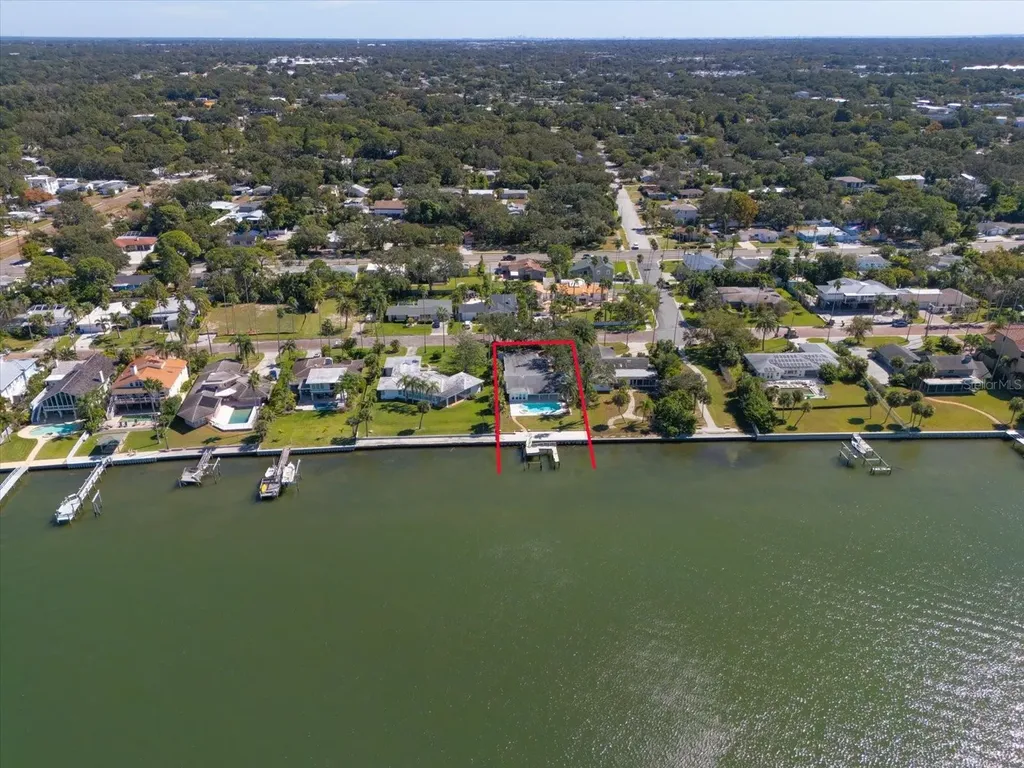 1614 Santa Barbara Drive Dunedin FL 34698