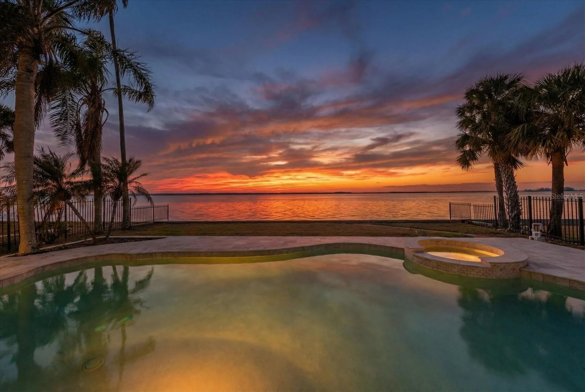 1614 Santa Barbara Drive Dunedin FL 34698