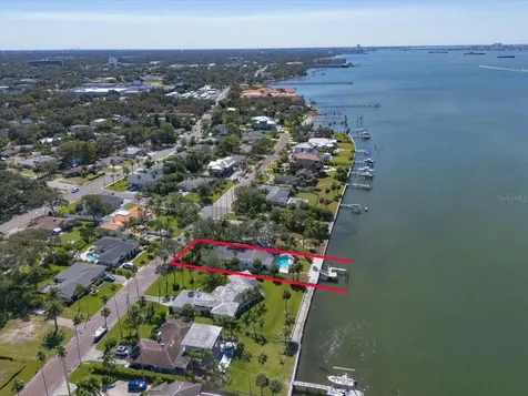 1614 Santa Barbara Drive Dunedin FL 34698