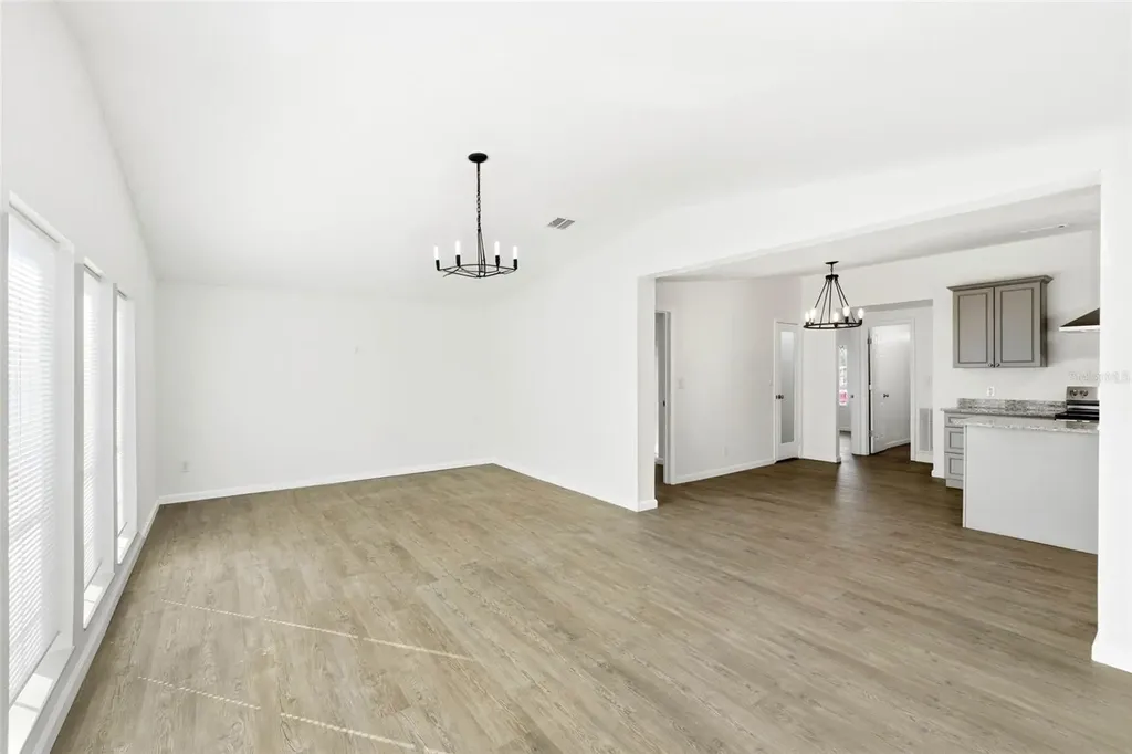 5180 Lexington Circle Wildwood FL 34785
