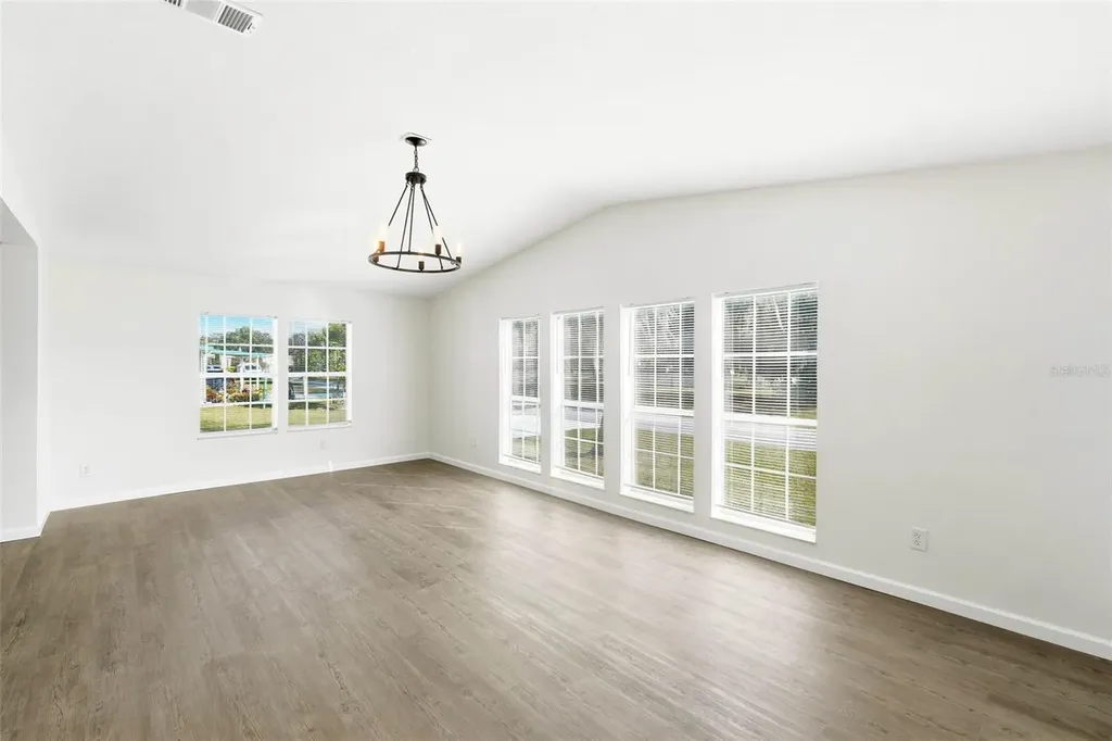 5180 Lexington Circle Wildwood FL 34785