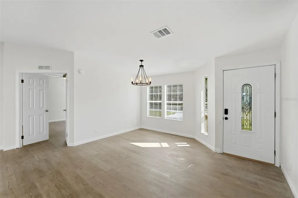 5180 Lexington Circle Wildwood FL 34785